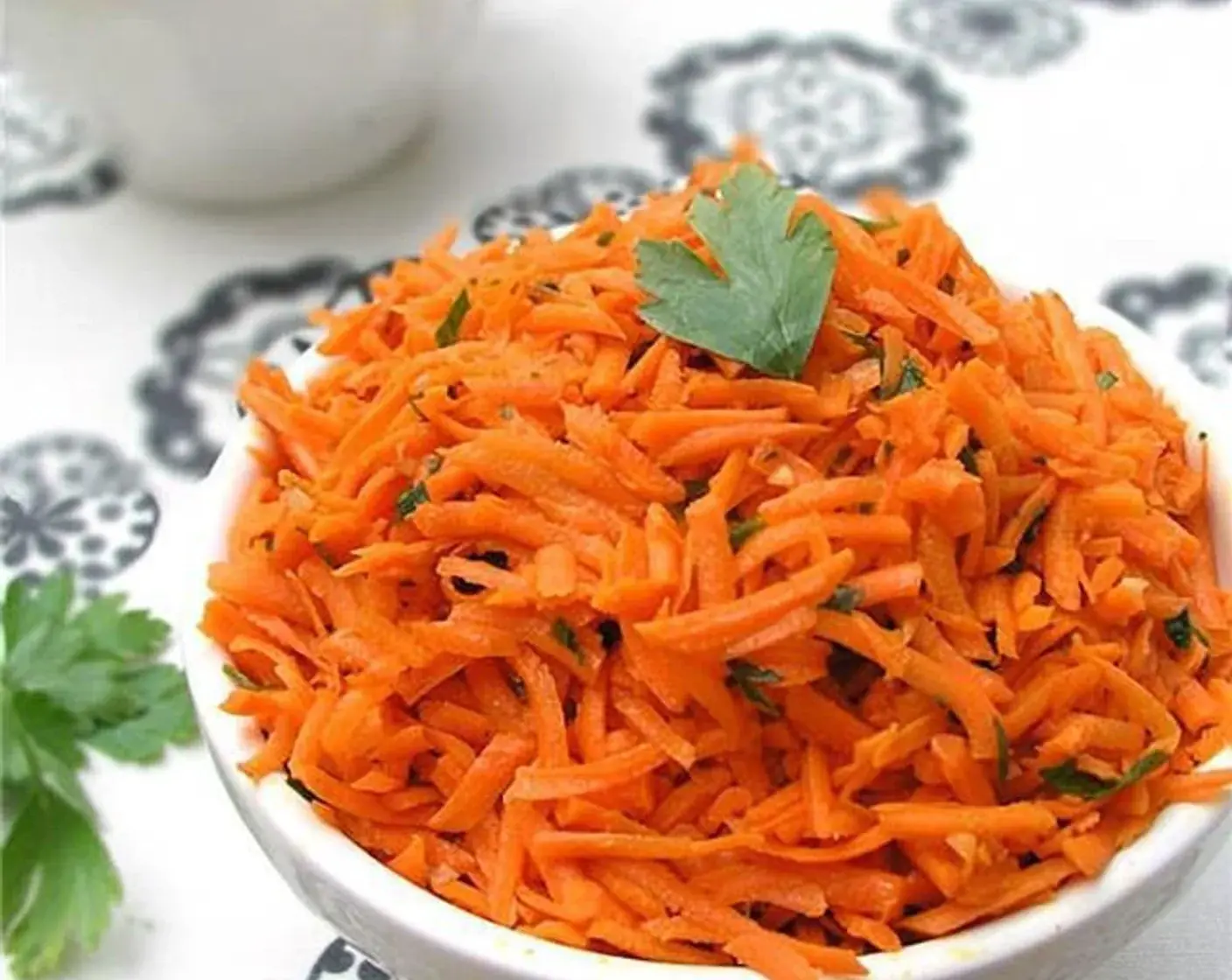 Moroccan Raw Carrot Salad